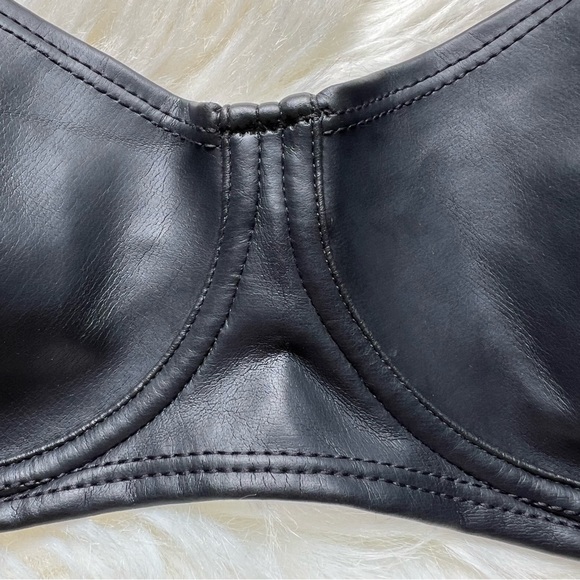 Frederick’s of Hollywood Faux Leather Black Bra Sz 38 D Goth Witch Y2K USA Made - Picture 5 of 14